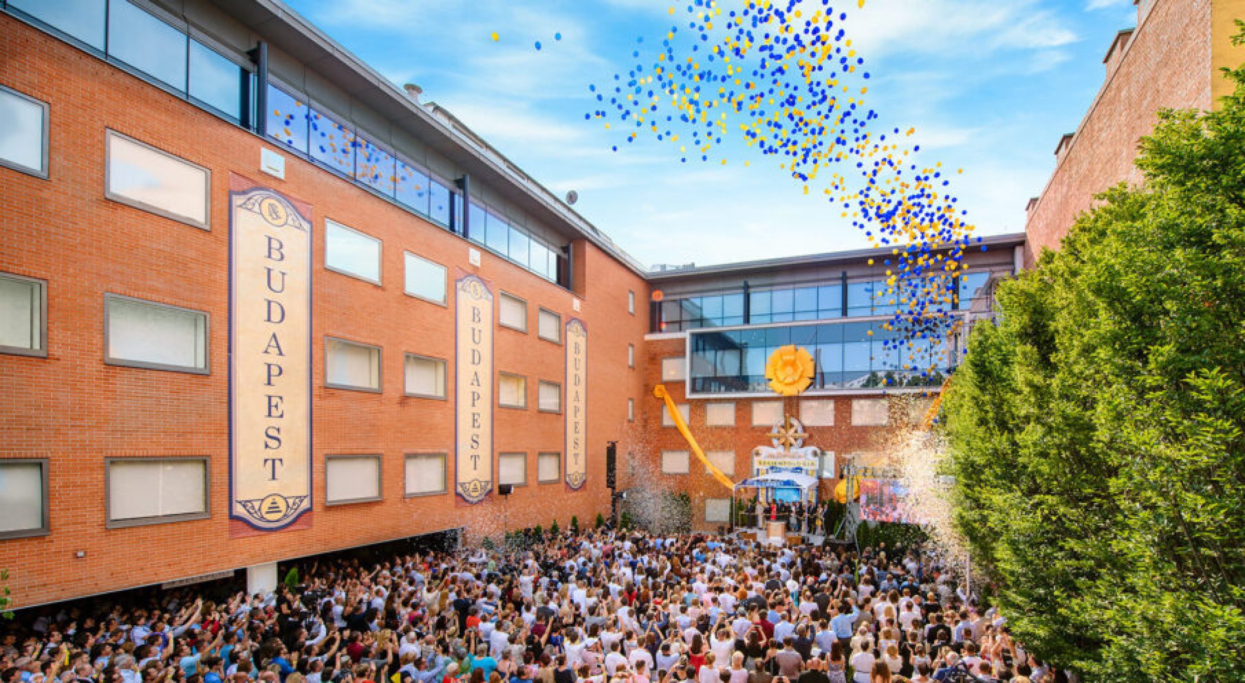 scientology-budapest-opening-wide-ribbon-pull_05C1576-e1786392981205